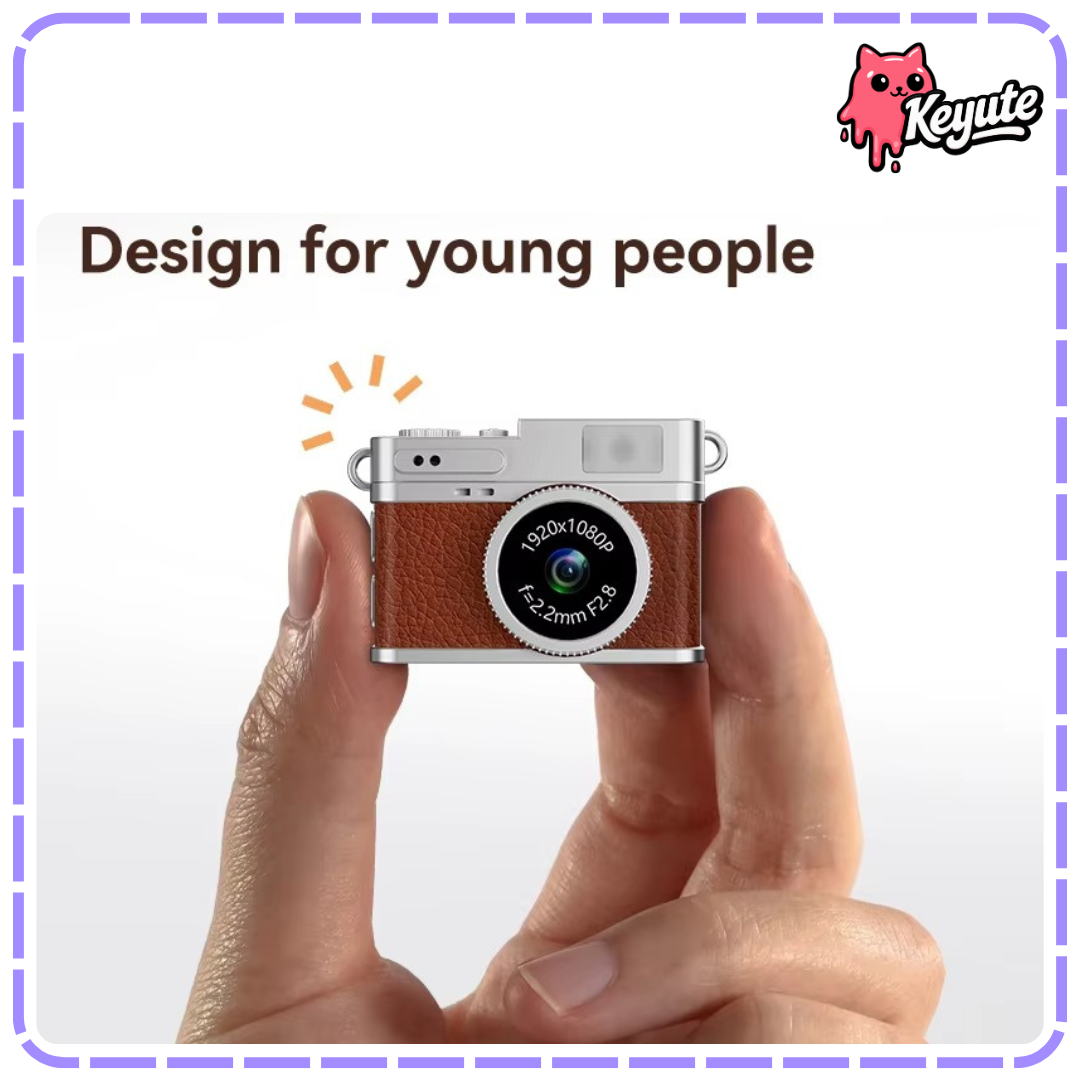 Retro Mini Camera Keychain