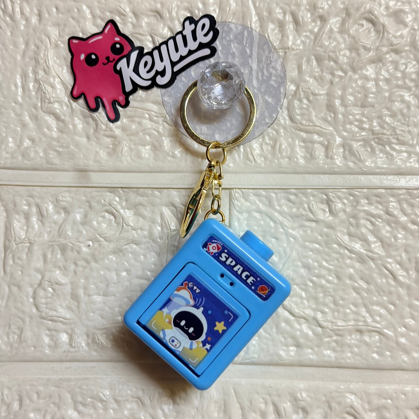 Pop out box Keychain