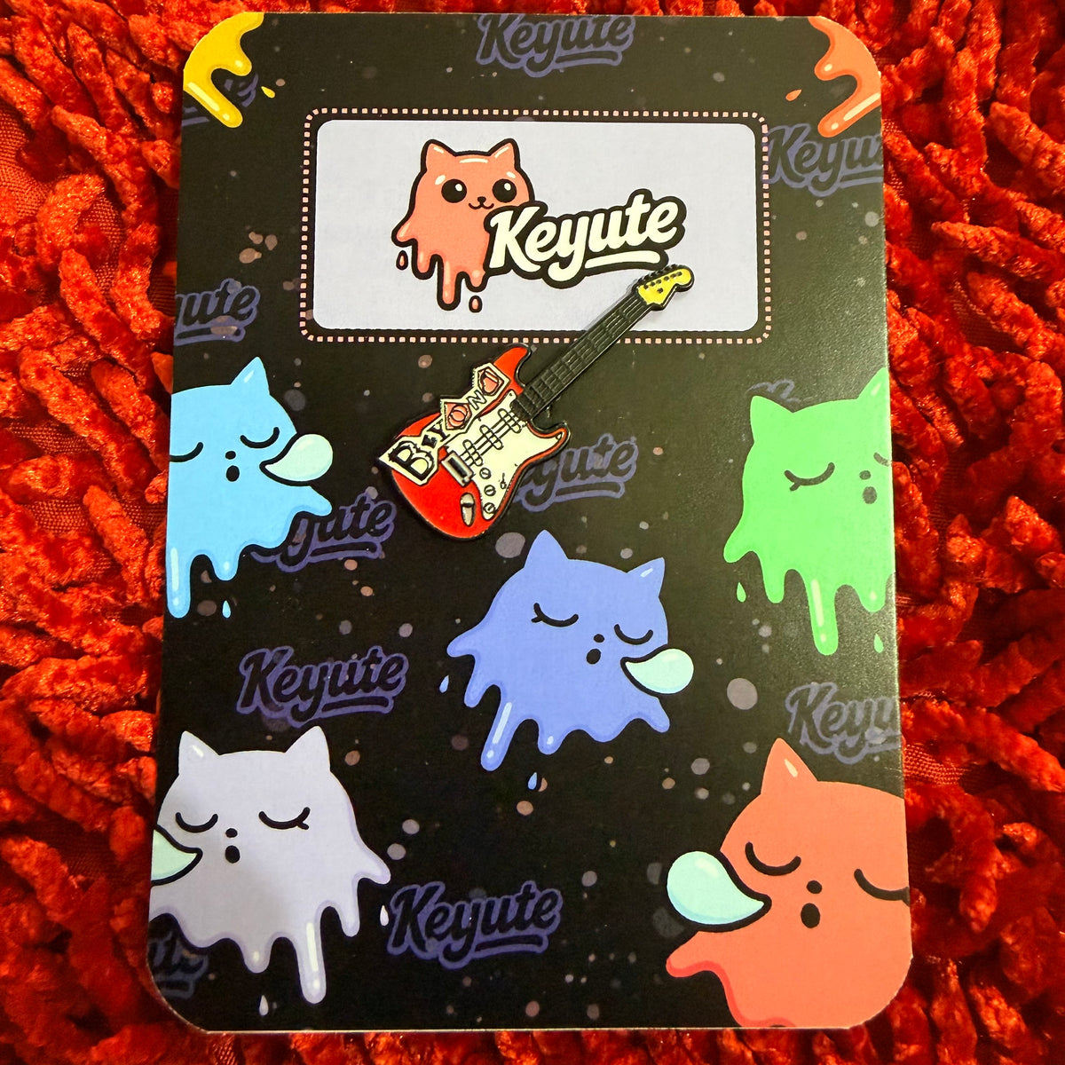 Enamel pin