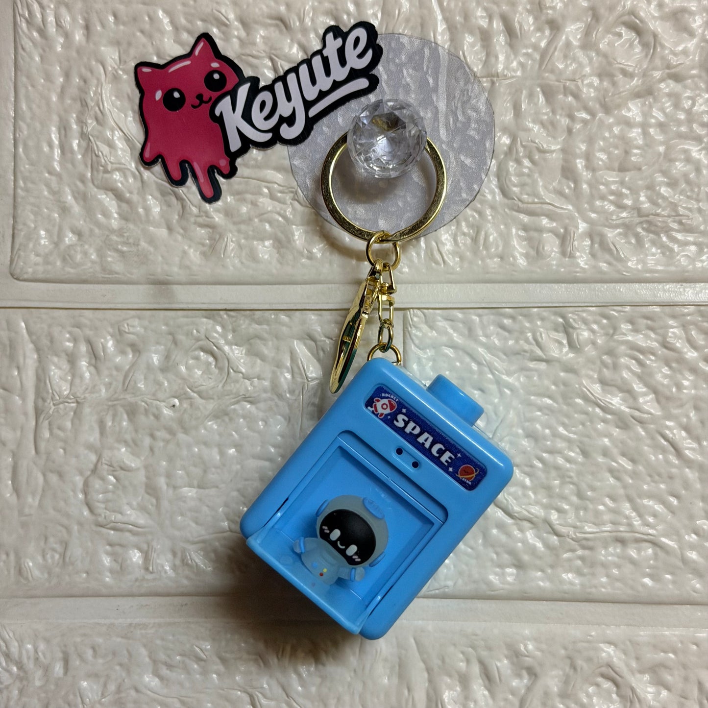 Pop out box Keychain